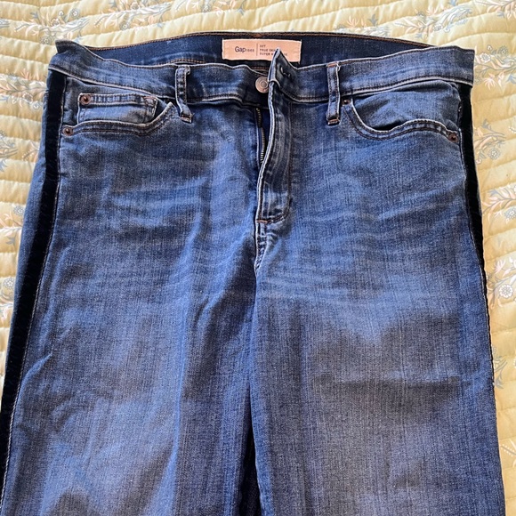 Gap super high rise true skinny - Picture 2 of 7